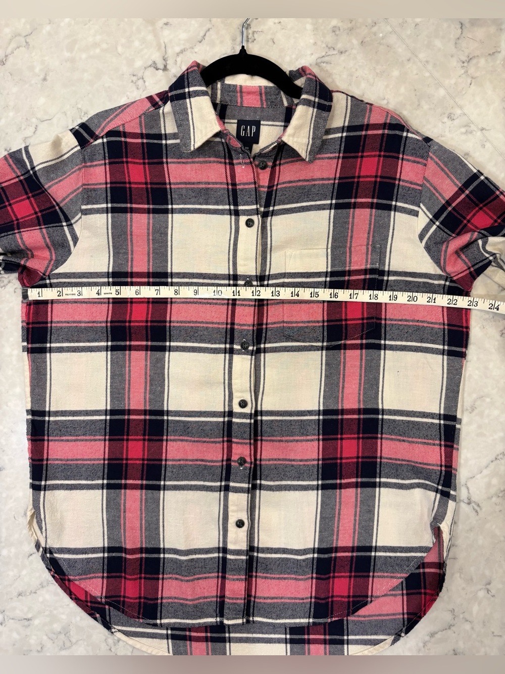 GAP (OVERSIZED) XS women’s Pink,Cream
& Gray/Navy Plaid Button-Down Shirt. - Picture 11 of 13